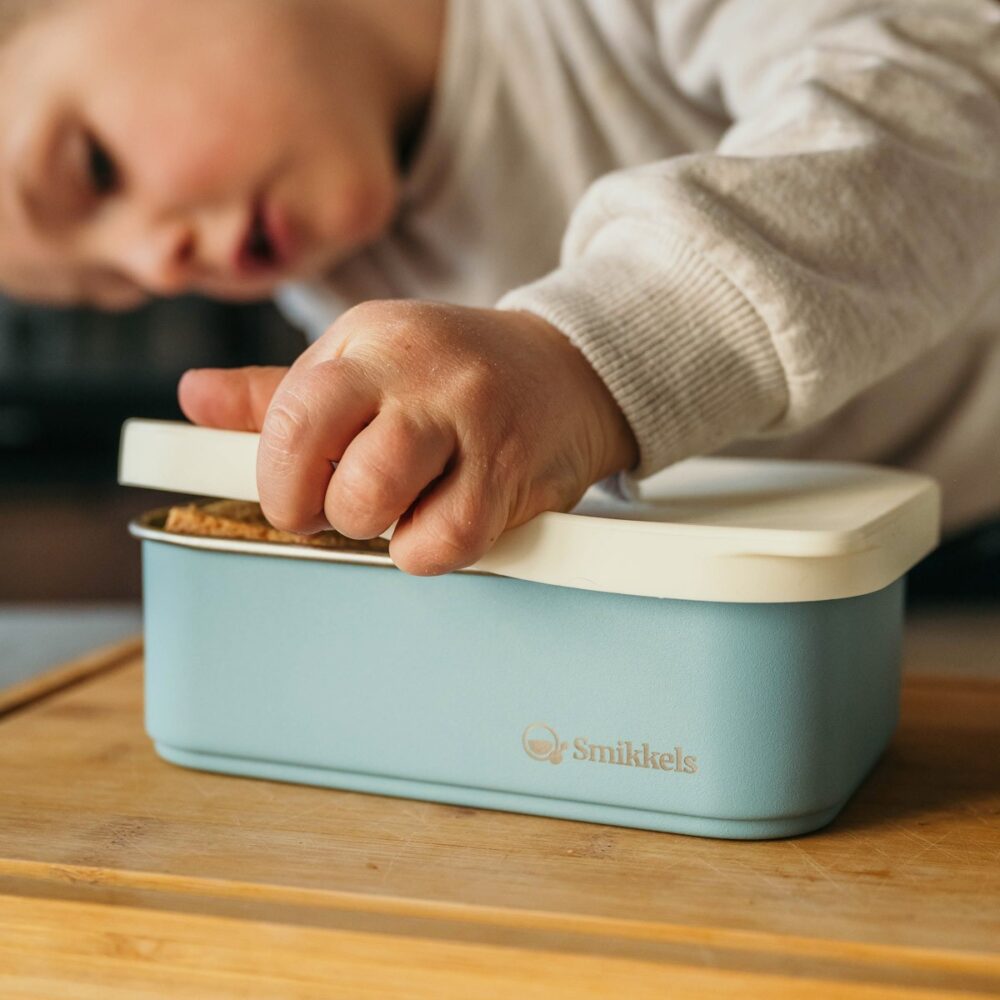 Lunch Box Μεταλλικό 900 ml Μπλε Με Καπάκι Σιλικόνης Smikkels - Image 5
